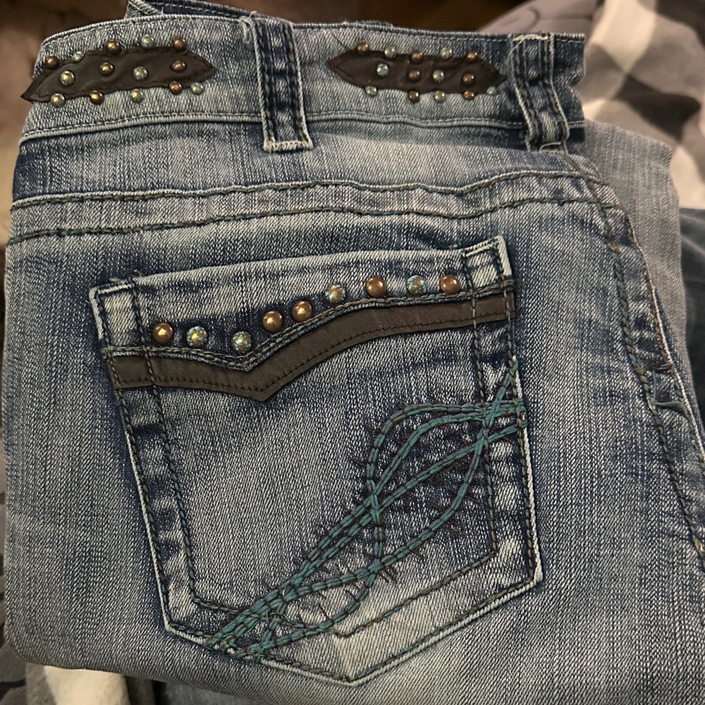 Cowgirl Tuff Distressed Blue Boot Cut Jeans 31x35